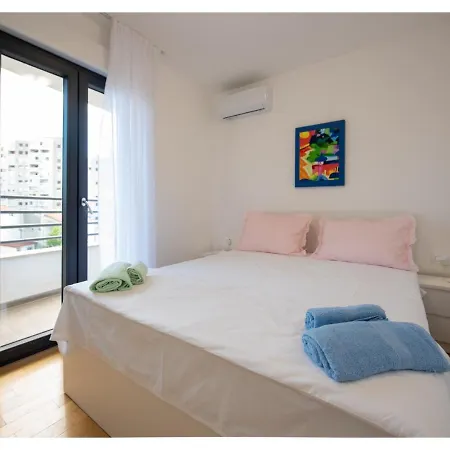 Apartment S'akvarel 5 - Free Parking!