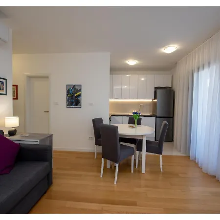 S'akvarel 5 - Free Parking! Apartment *