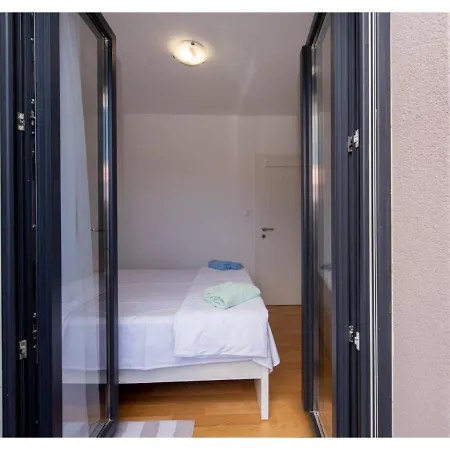 S'akvarel 5 - Free Parking! Apartment